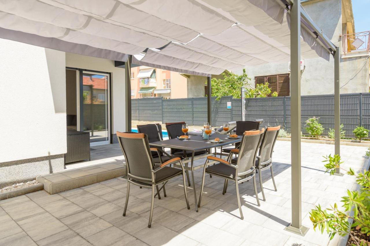 New, Private Heated Swimming Pool, Free Parking, Trogir Centar Lägenhet Exteriör bild